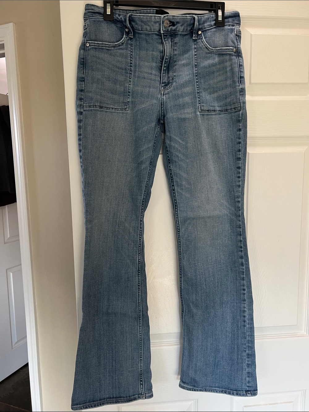 White House Black Market Light Blue Women's Straight-Leg Jeans